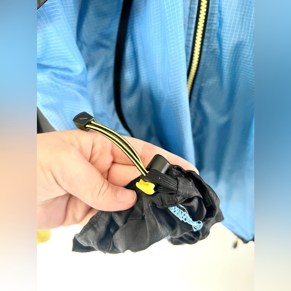 Nike ACG Vintage 90s Hooded Packable Nylon Windbreaker Jacket Size Medium - Picture 9 of 16